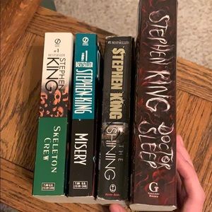 Stephen King Paperback Book Collection